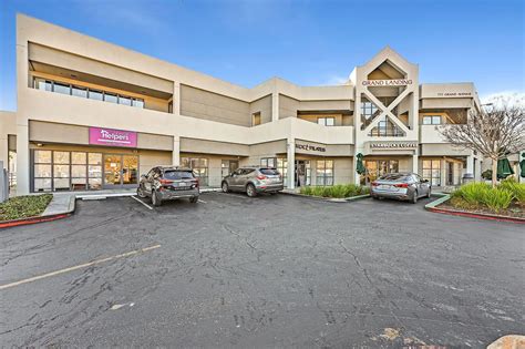 777 grand ave